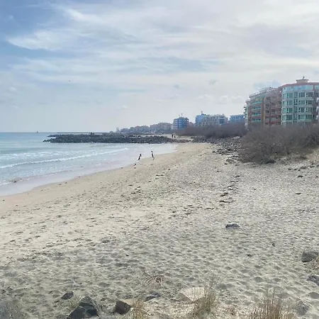 Modern For 4 Guests Sea View & Free Parking