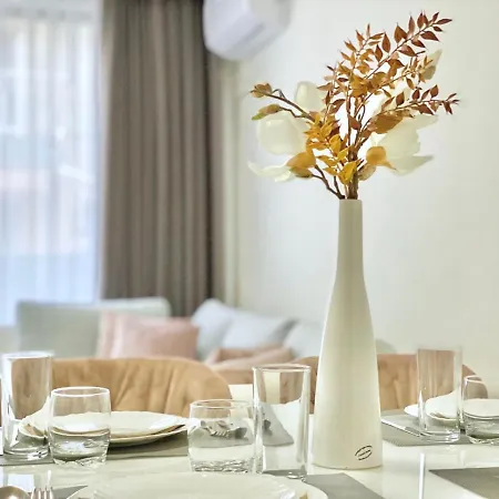 Modern For 4 Guests Sea View & Free Parking 帕莫瑞