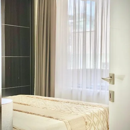 아파트 Modern For 4 Guests Sea View & Free Parking