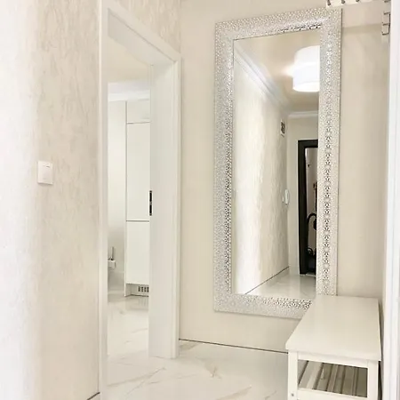 아파트 Modern For 4 Guests Sea View & Free Parking 포마리